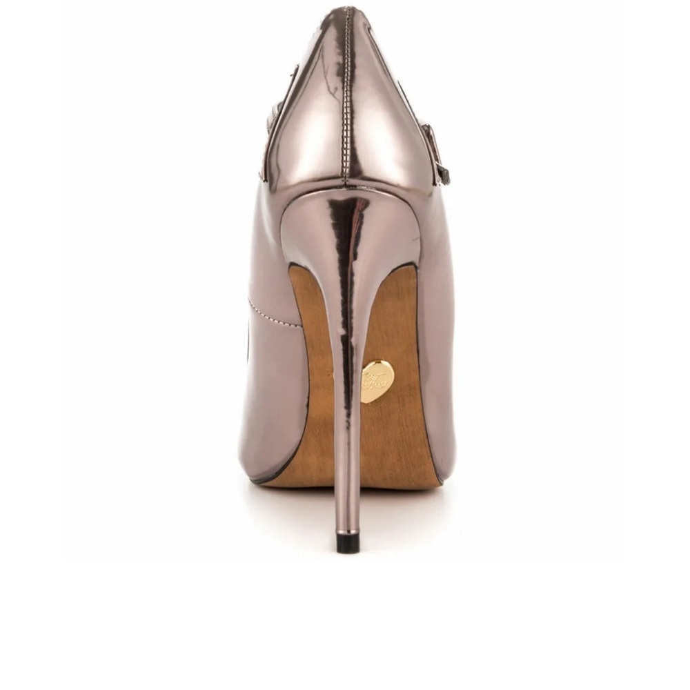 Betsey Johnson “Mimie” Heart Cutout Metallic High Heels. Excellent condition - Picture 13 of 14